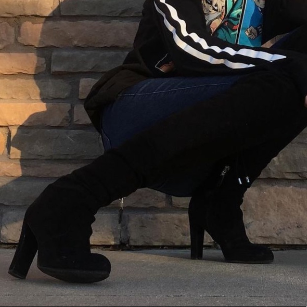 Steve Madden Over The Knee Black Suede Zip Up Draw String Over Knee Boots